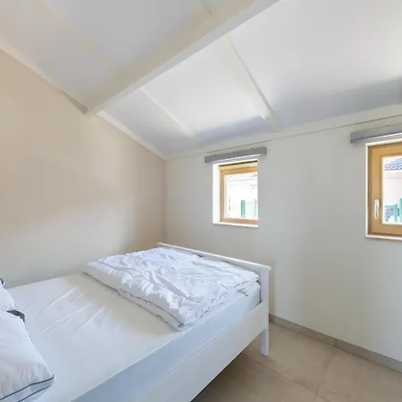 Westhinder I H90 Holiday home Koksijde